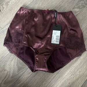 D&G DOLCE & GABBANA Bottoms High Wasted Silk Lace - Sz.L - BNWT